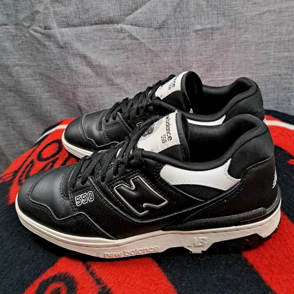 %New Balance 550 Black/White Athletic Shoes BB550SV1 Size 8.5 / A 40